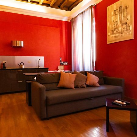 Barberini Apt Close To Fontana Di Trevi Roma Esterno foto
